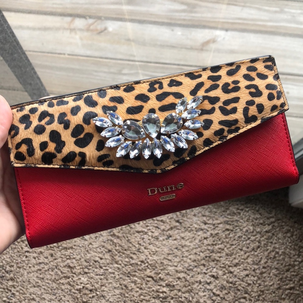 Wallet clutch